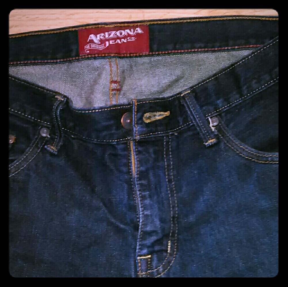 Arizona Jeans Co 🌻